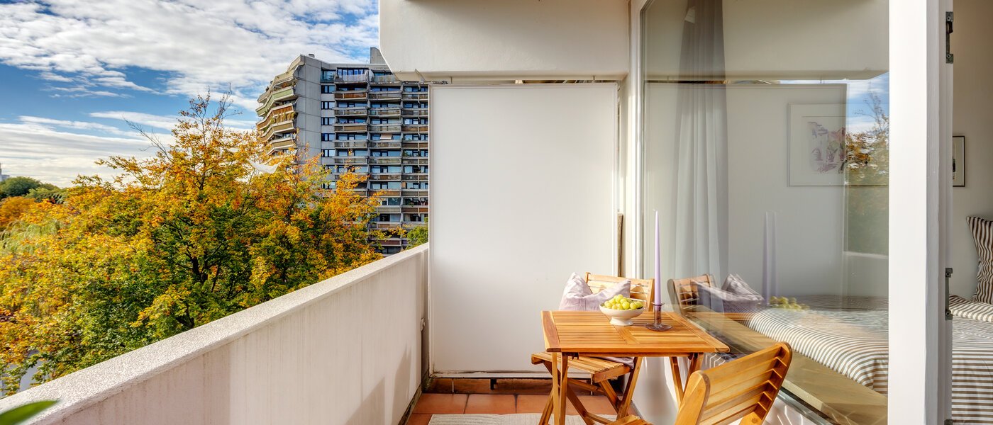studio München Schwabing-Nord (zw. Leopoldstraße & Englischen Garten) 02 balcon 2242