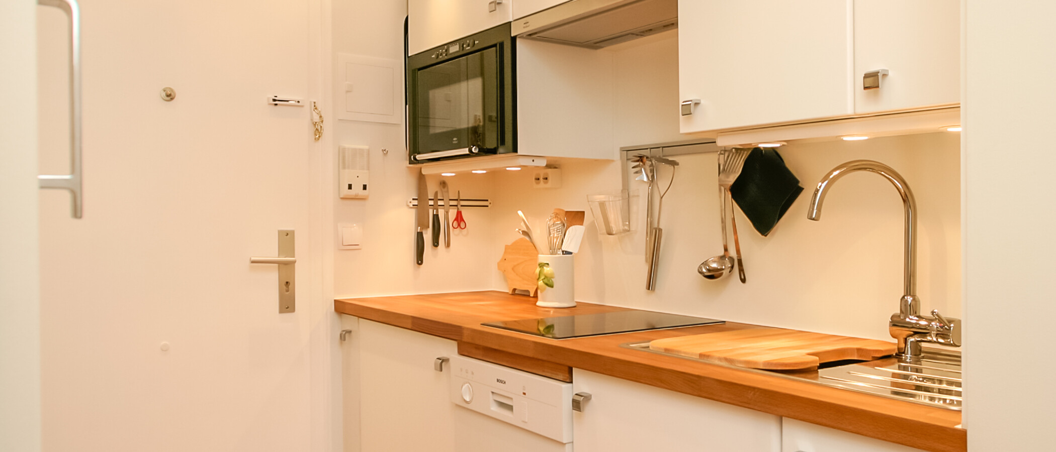studio München Schwabing (links der Leopoldstraße) 02 cuisine 2333
