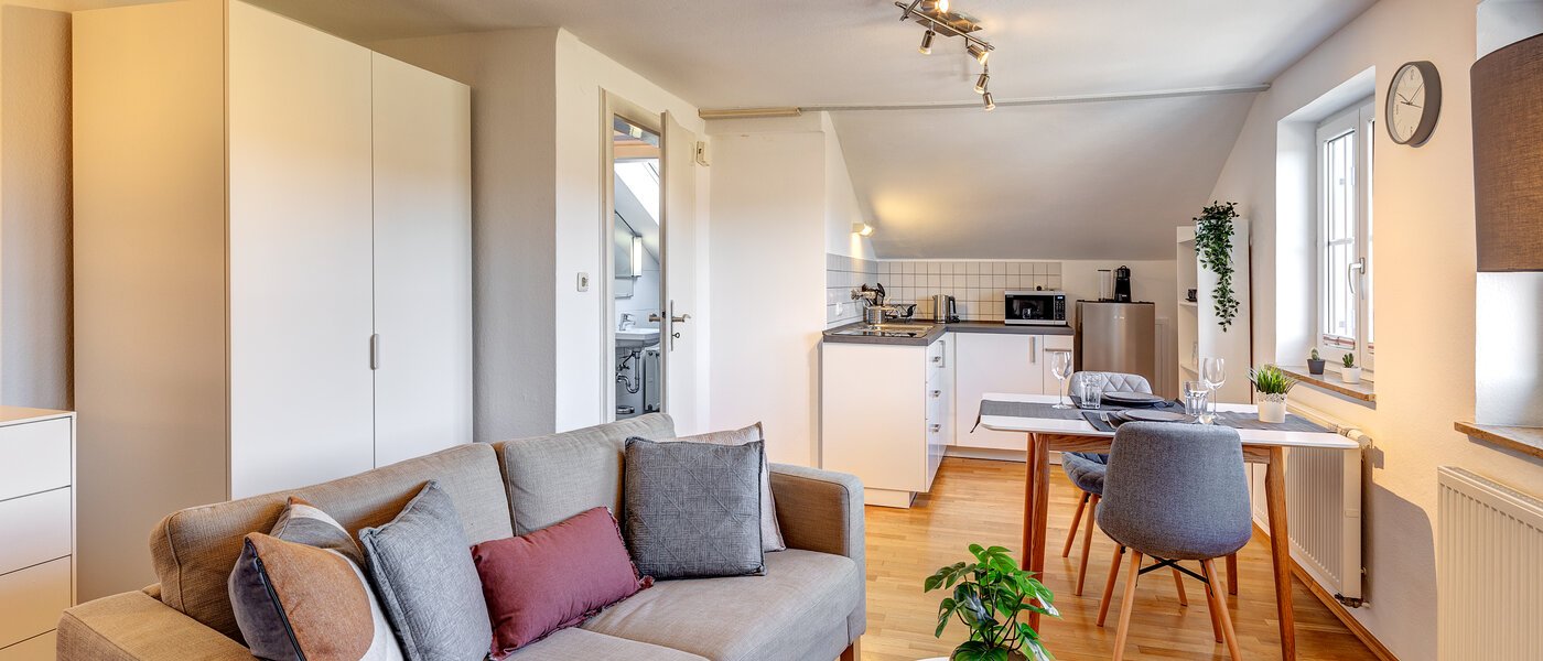 studio München Sendling-Westpark 03 pièce à vivre 2380