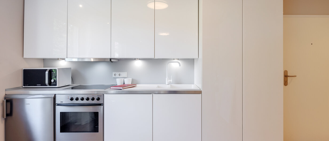 appartement München Schwabing (links der Leopoldstraße) 01 cuisine 2407