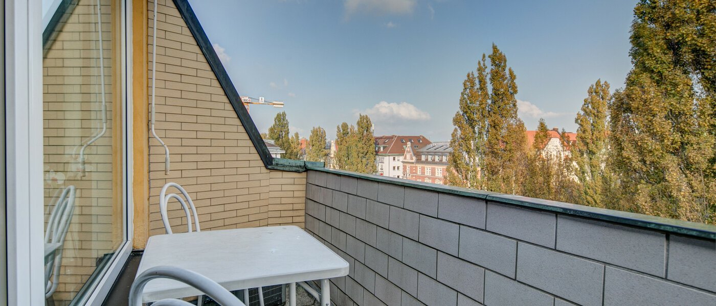 appartement München Schwabing (rechts der Leopoldstraße) 01 terrasse 2486