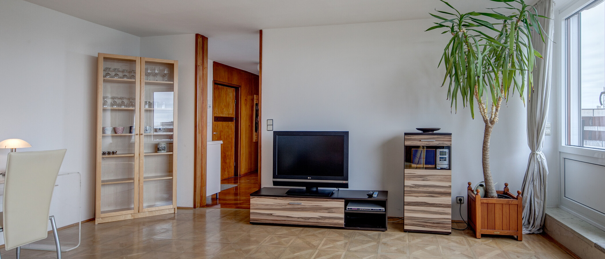 appartement avec terrasse sur le toit München Maxvorstadt 03 salon 255
