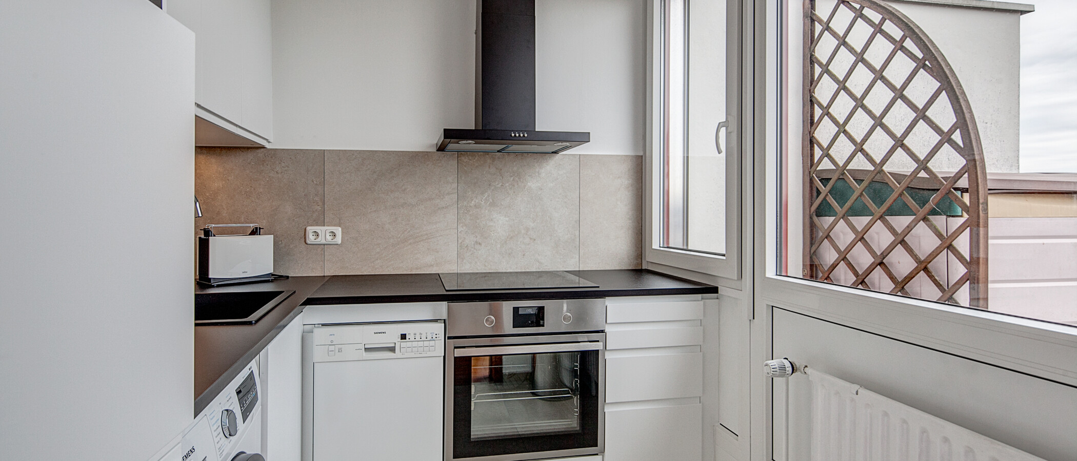 appartement avec terrasse sur le toit München Maxvorstadt 01 cuisine 255