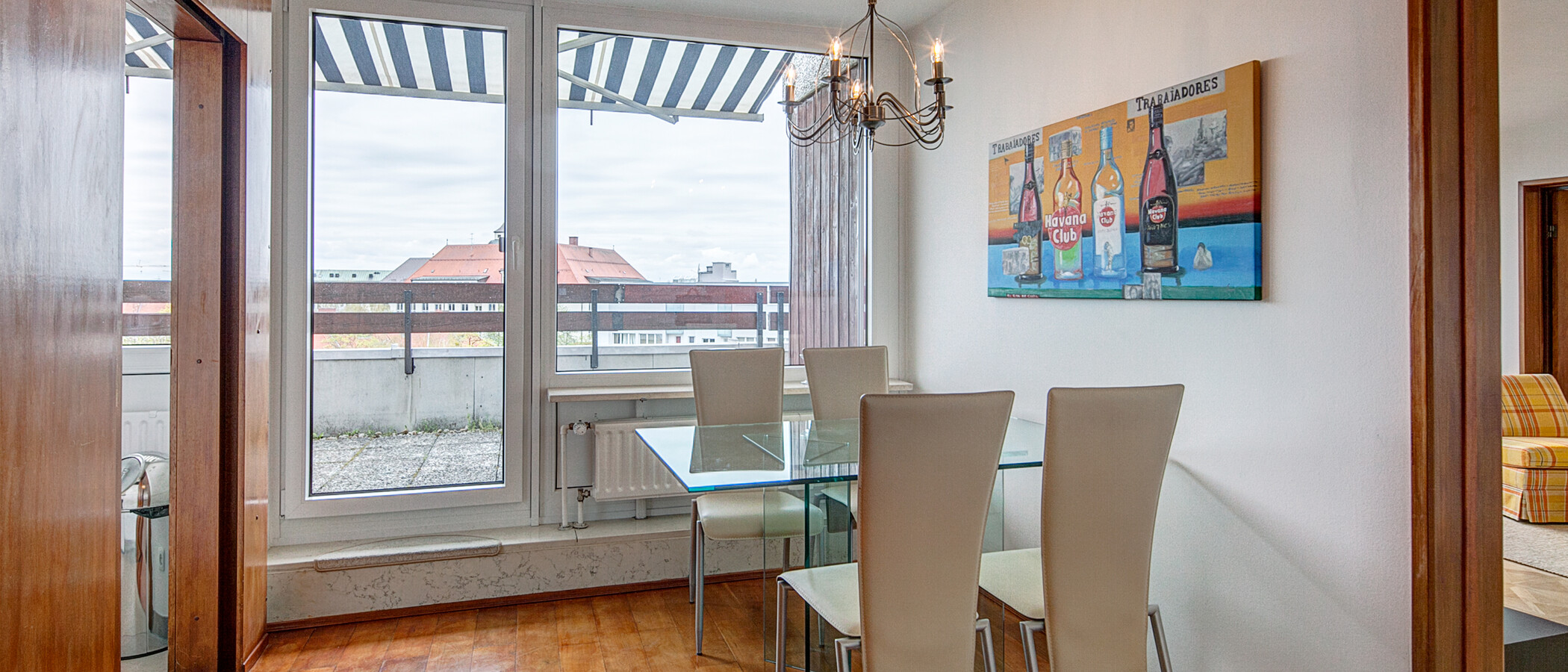 appartement avec terrasse sur le toit München Maxvorstadt 01 salle à manger 255