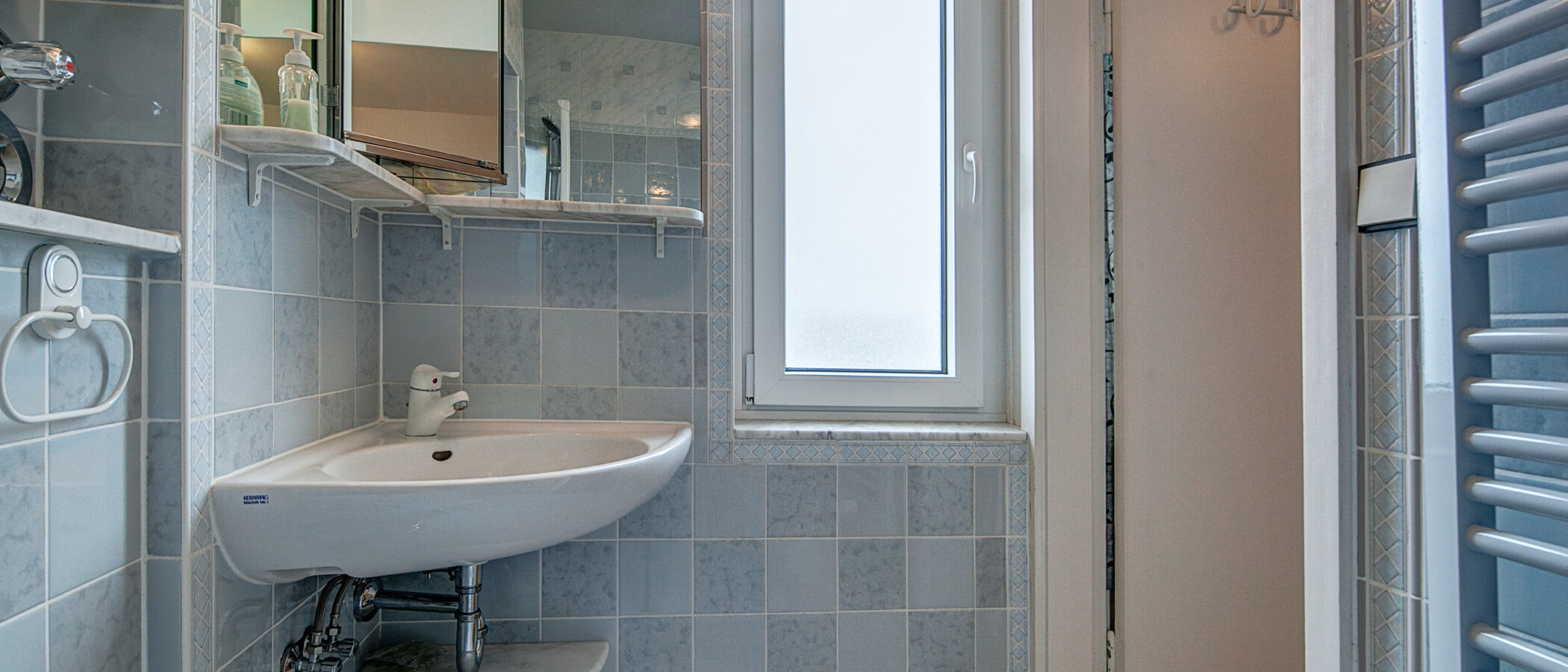 appartement avec terrasse sur le toit München Maxvorstadt 03 salle de bain 255