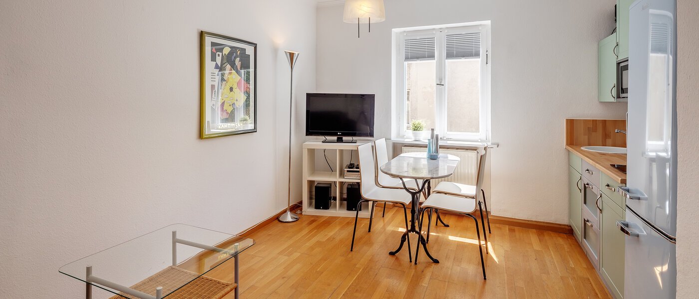 appartement München Schwabing-West (rund um den Hohenzollernplatz) 02 pièce à vivre 2568