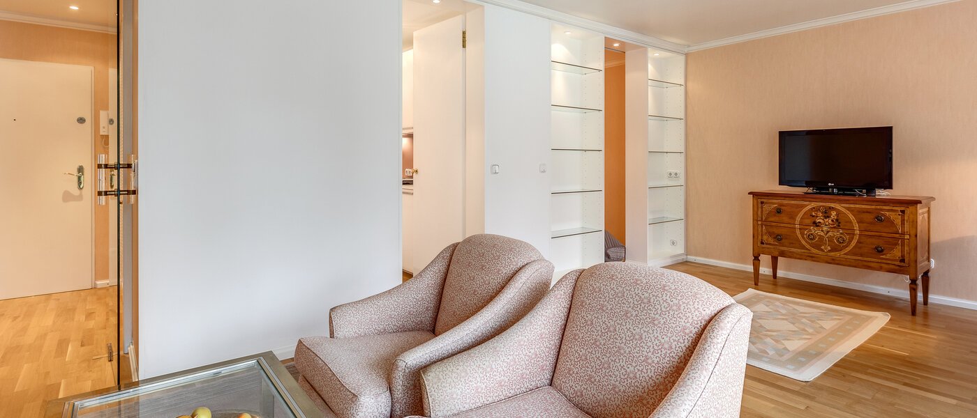 appartement München Schwabing (rechts der Leopoldstraße) 03 pièce à vivre 2699