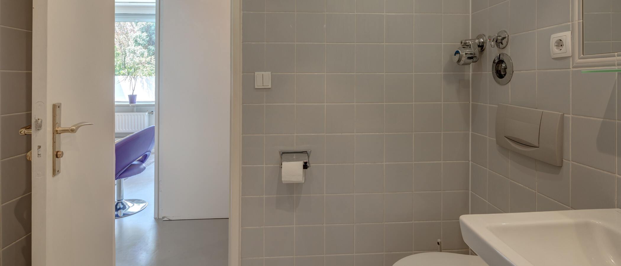 appartement avec terrasse sur le toit München Neuhausen 03 salle de bain 2774