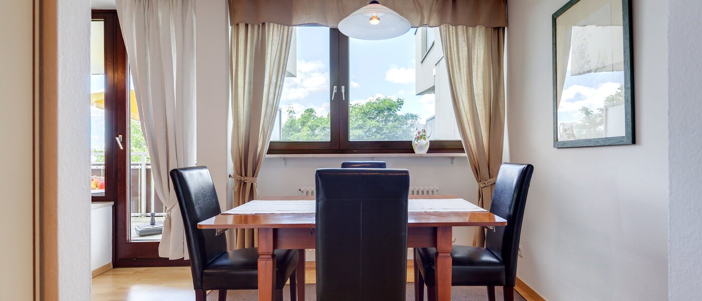 appartement München Haidhausen 01 salle à manger 2973