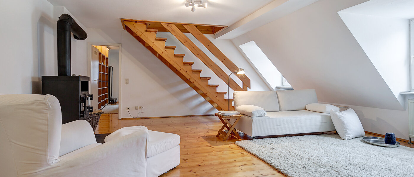 appartement sous les toits München Zentrum 01 salon 3130