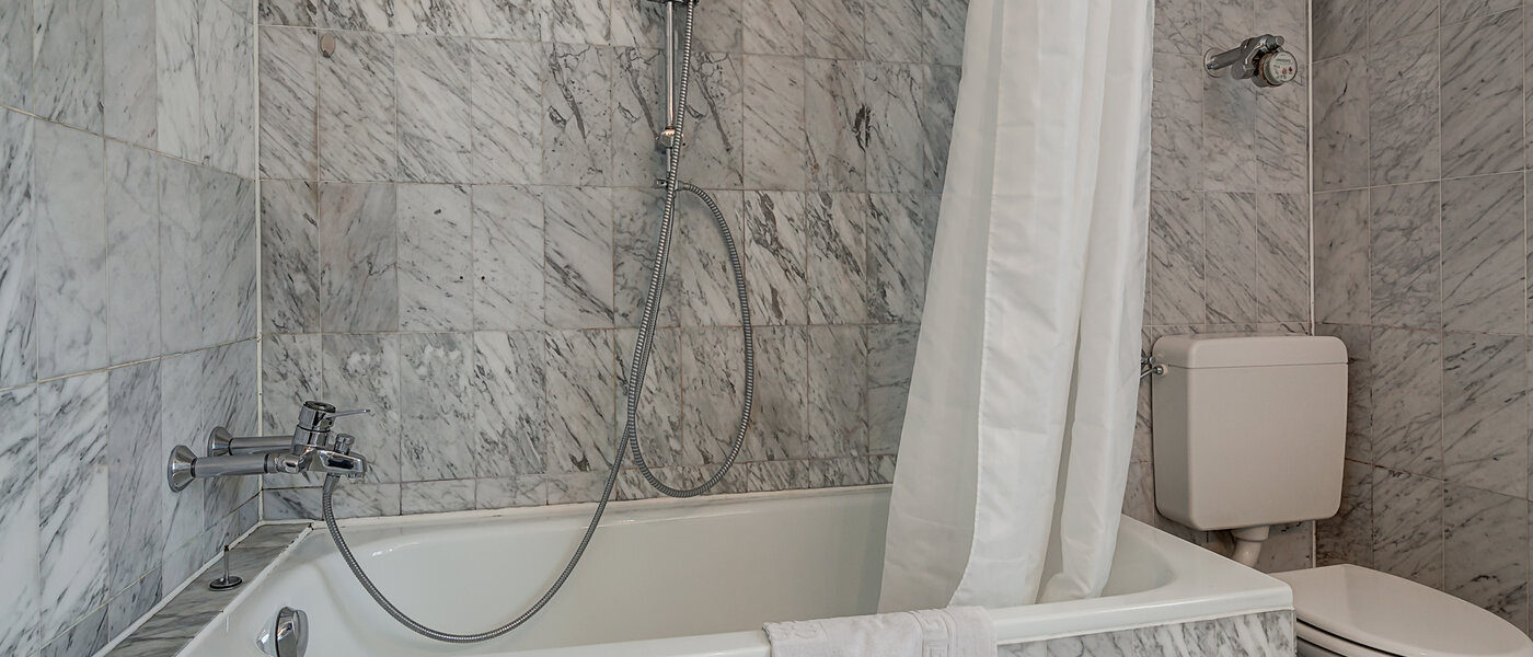 appartement sous les toits München Zentrum 01 salle de bain 3130