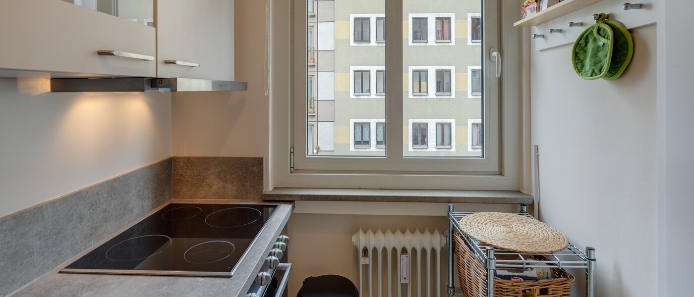 appartement München Schwabing (links der Leopoldstraße) 02 cuisine 3177