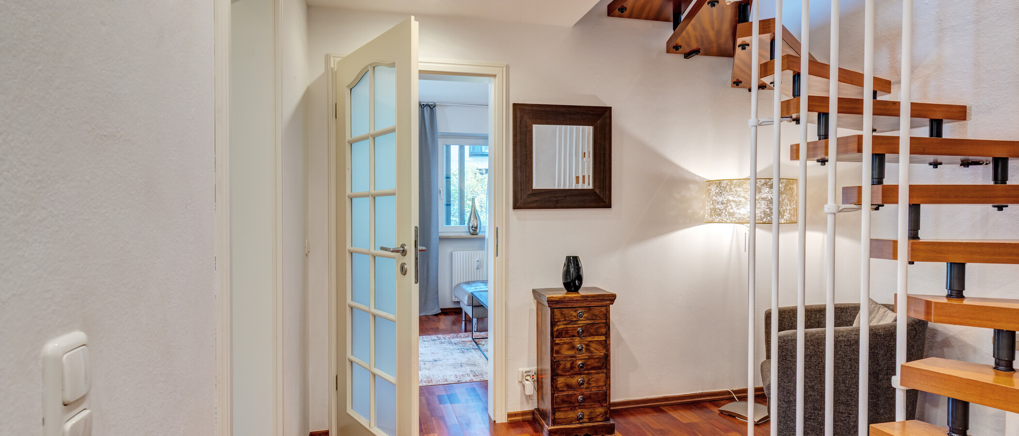 appartement style maisonnette München Herzogpark 02 entrée/couloir 3249