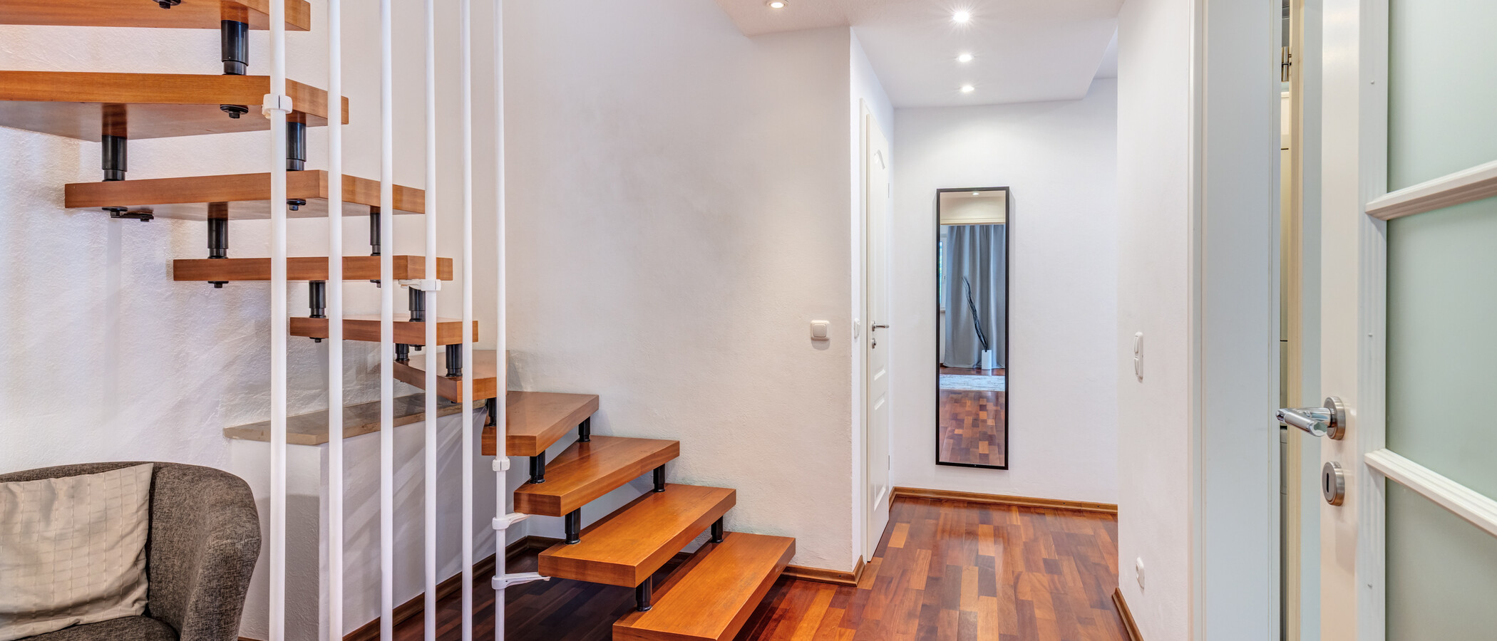 appartement style maisonnette München Herzogpark 04 entrée/couloir 3249