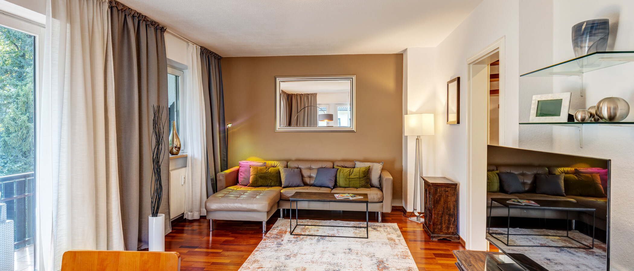 appartement style maisonnette München Herzogpark 01 pièce à vivre 3249