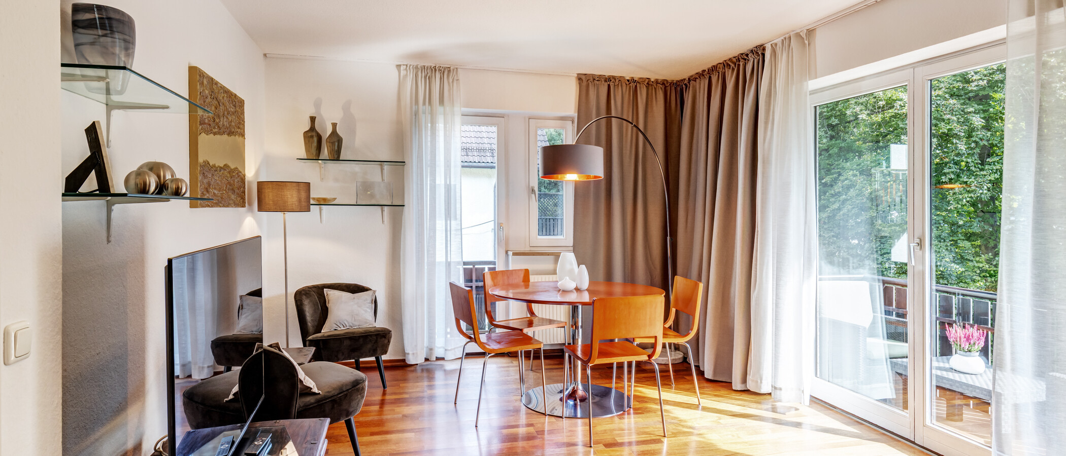 appartement style maisonnette München Herzogpark 02 pièce à vivre 3249