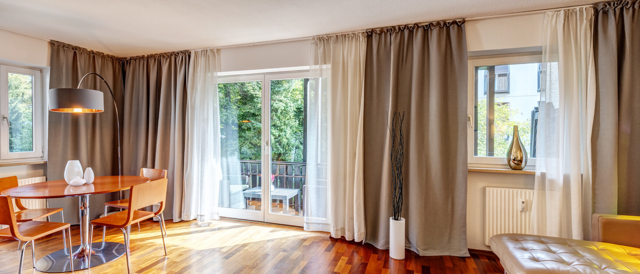 appartement style maisonnette München Herzogpark 03 pièce à vivre 3249