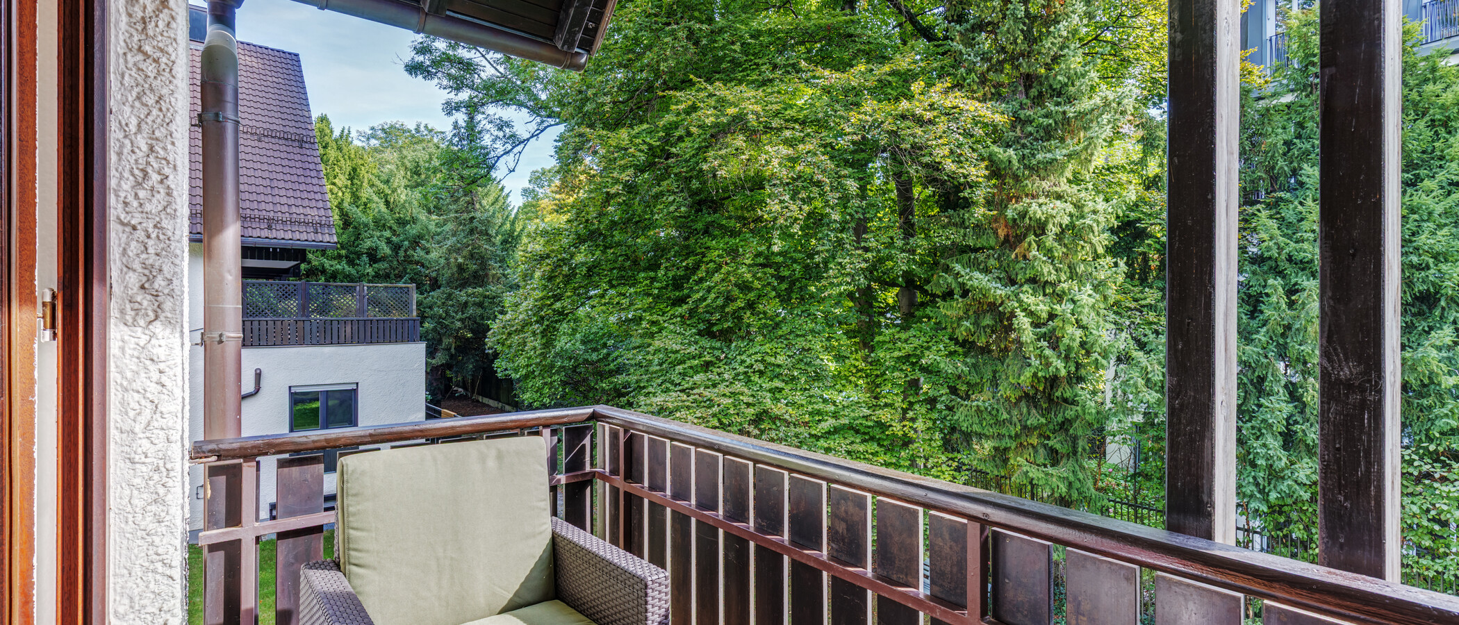 appartement style maisonnette München Herzogpark 02 2e balcon 3249