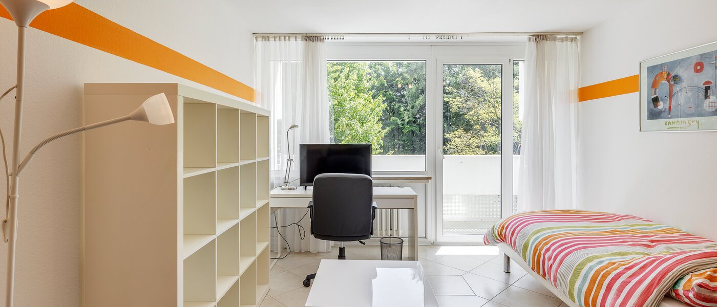 studio München Obersendling 01 pièce à vivre 3282