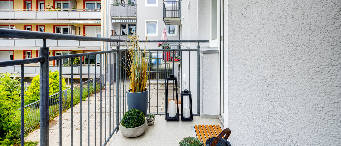 studio München Neuhausen 02 balcon 3328