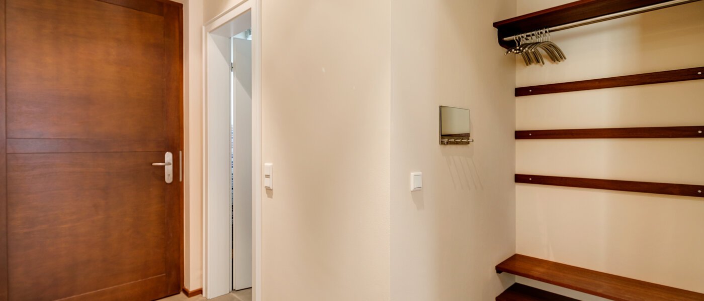 maison mitoyenne München Schwabing (links der Leopoldstraße) 06 entrée/couloir 3396