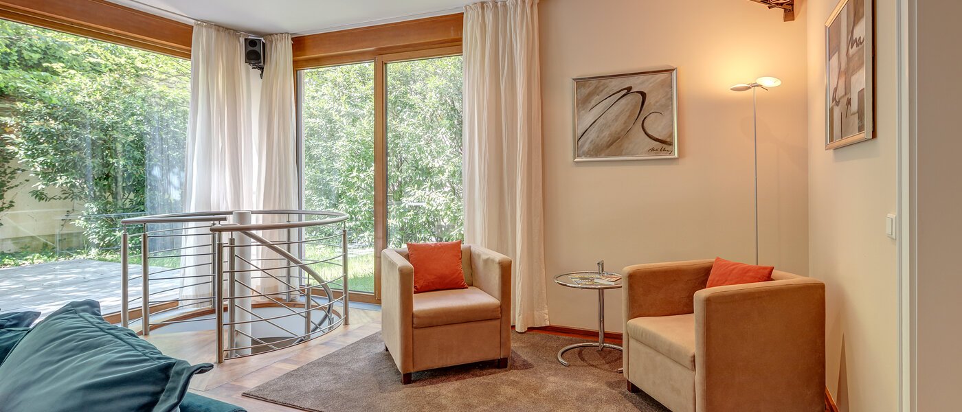 maison mitoyenne München Schwabing (links der Leopoldstraße) 04 pièce à vivre 3396