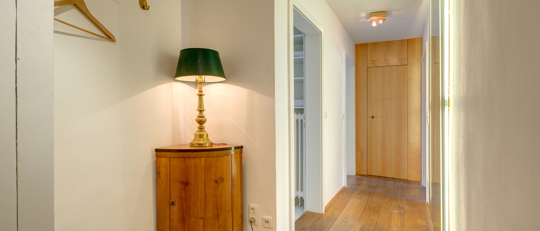appartement avec mezzanine München Schwabing (links der Leopoldstraße) 01 entrée/couloir 3679