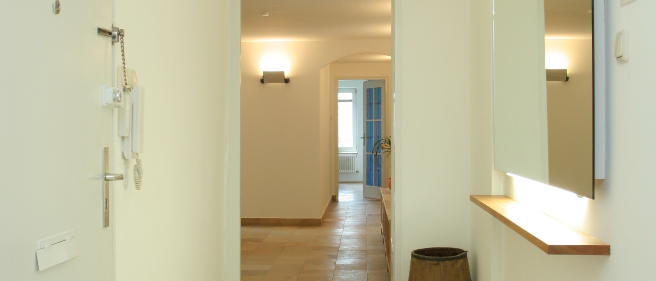 appartement avec terrasse sur le toit München Lehel 02 entrée/couloir 3850