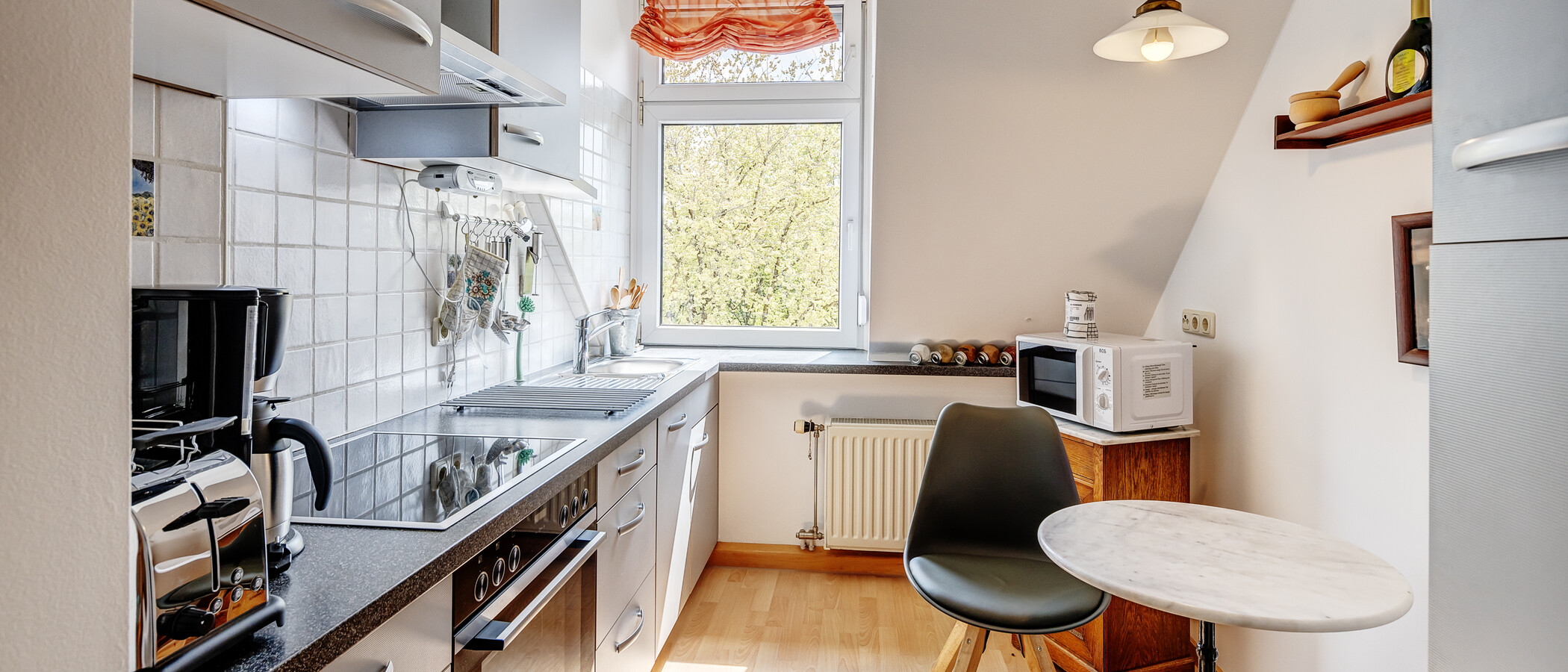 appartement sous les toits München Obergiesing 01 cuisine 4141