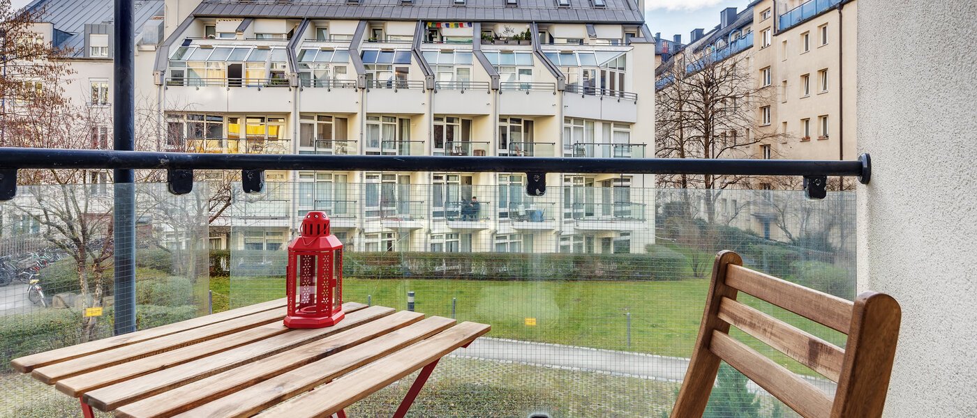 studio München Maxvorstadt - Museumsviertel 02 balcon 4250