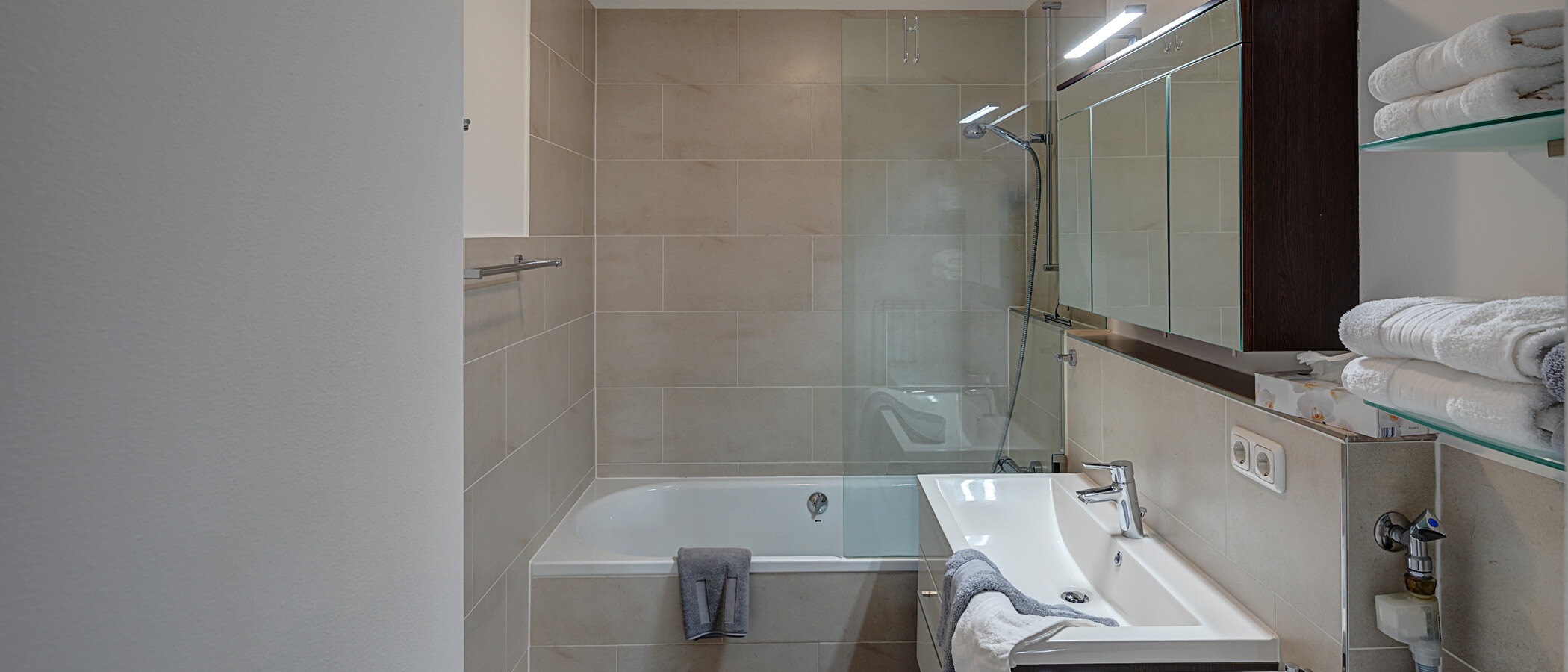 appartement München Schwabing (rechts der Leopoldstraße) 01 salle de bain 4338
