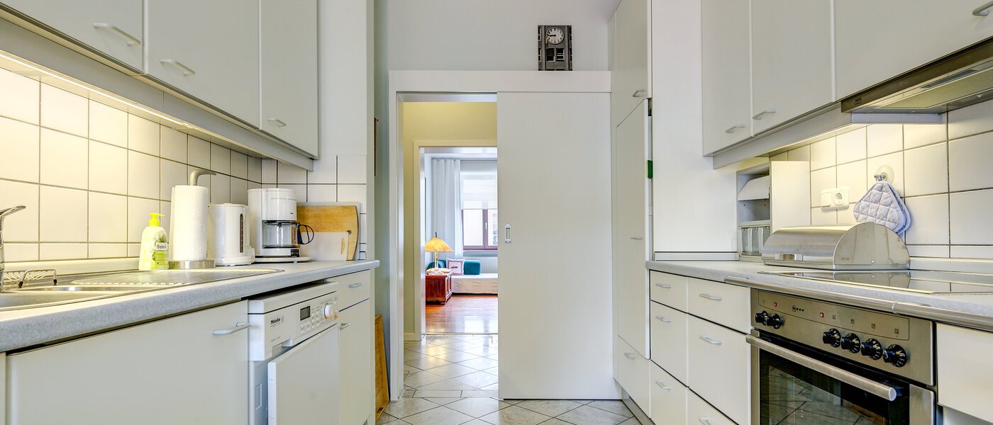 appartement München Lehel 02 cuisine 4400