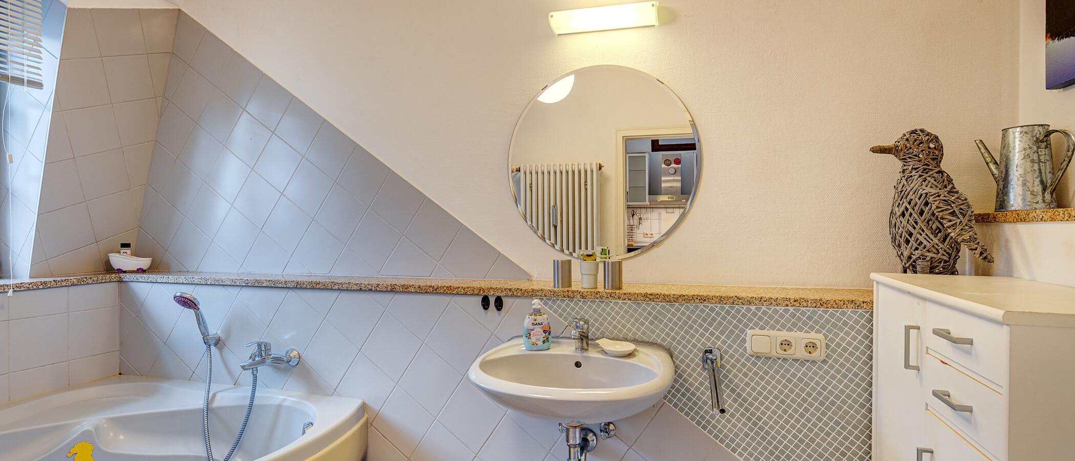 appartement sous les toits München Giesing 02 salle de bain 4477