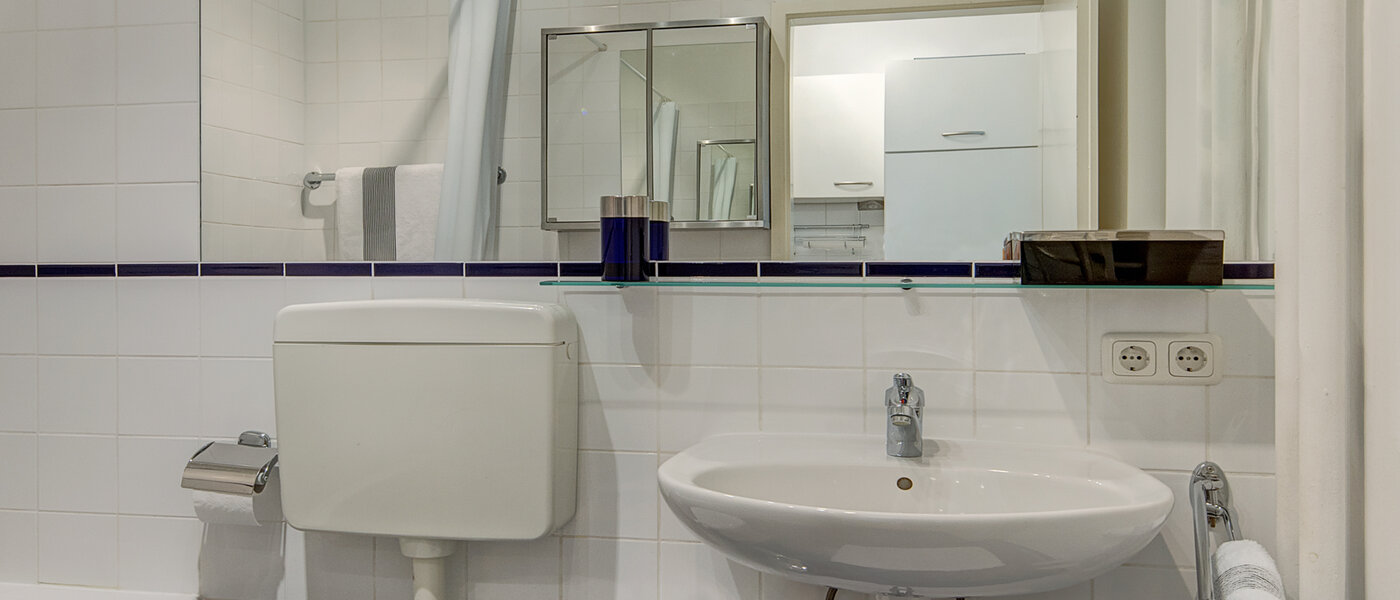 appartement München Schwabing-West (rund um den Hohenzollernplatz) 03 salle de bain 4507