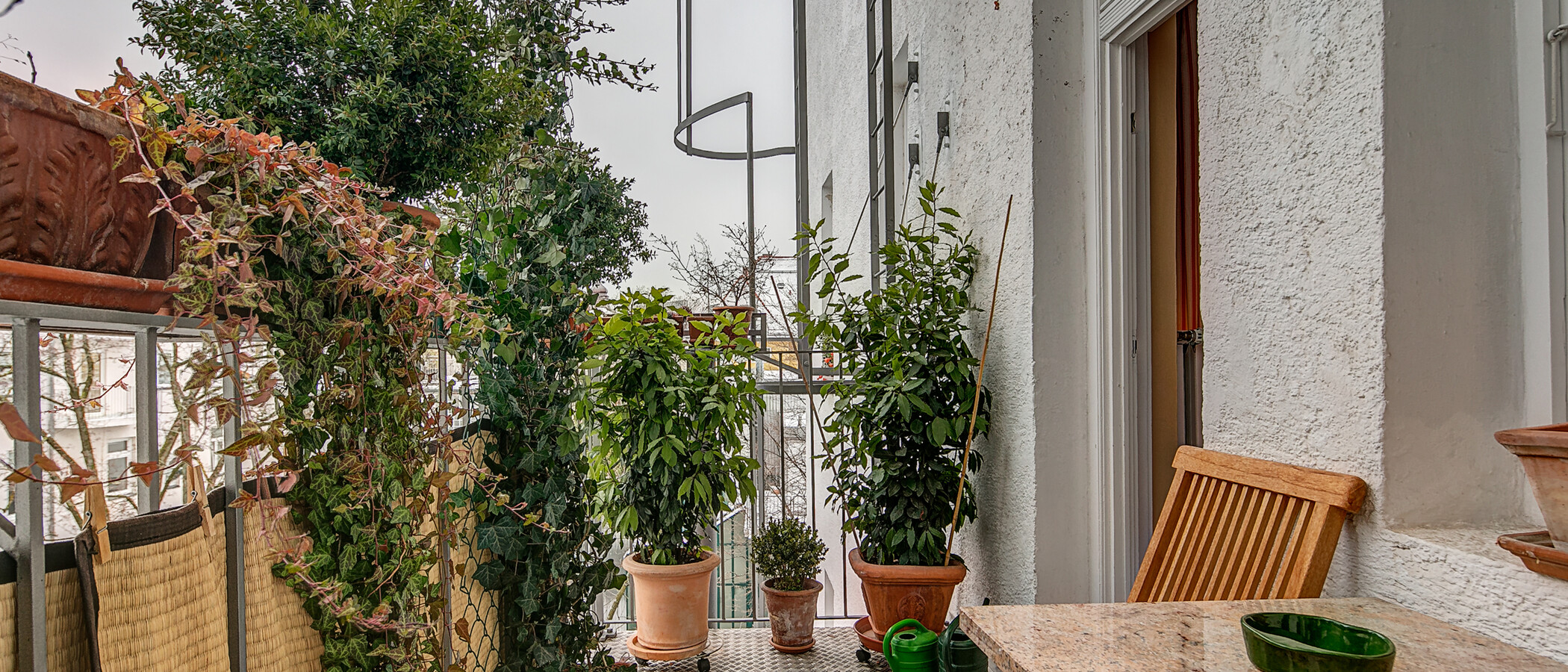 appartement München Schwabing (links der Leopoldstraße) 01 balcon 4661