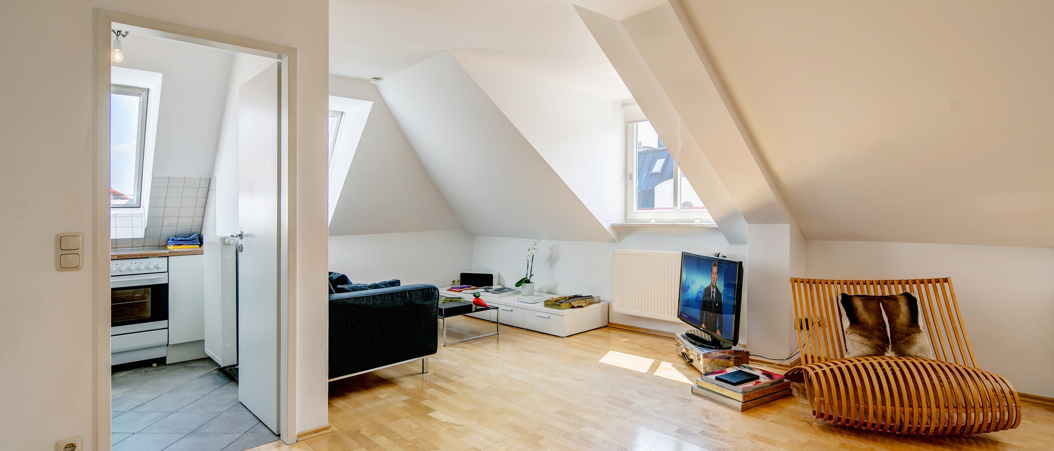 appartement sous les toits München Maxvorstadt - Rund um den Josephsplatz 06 salon 4683