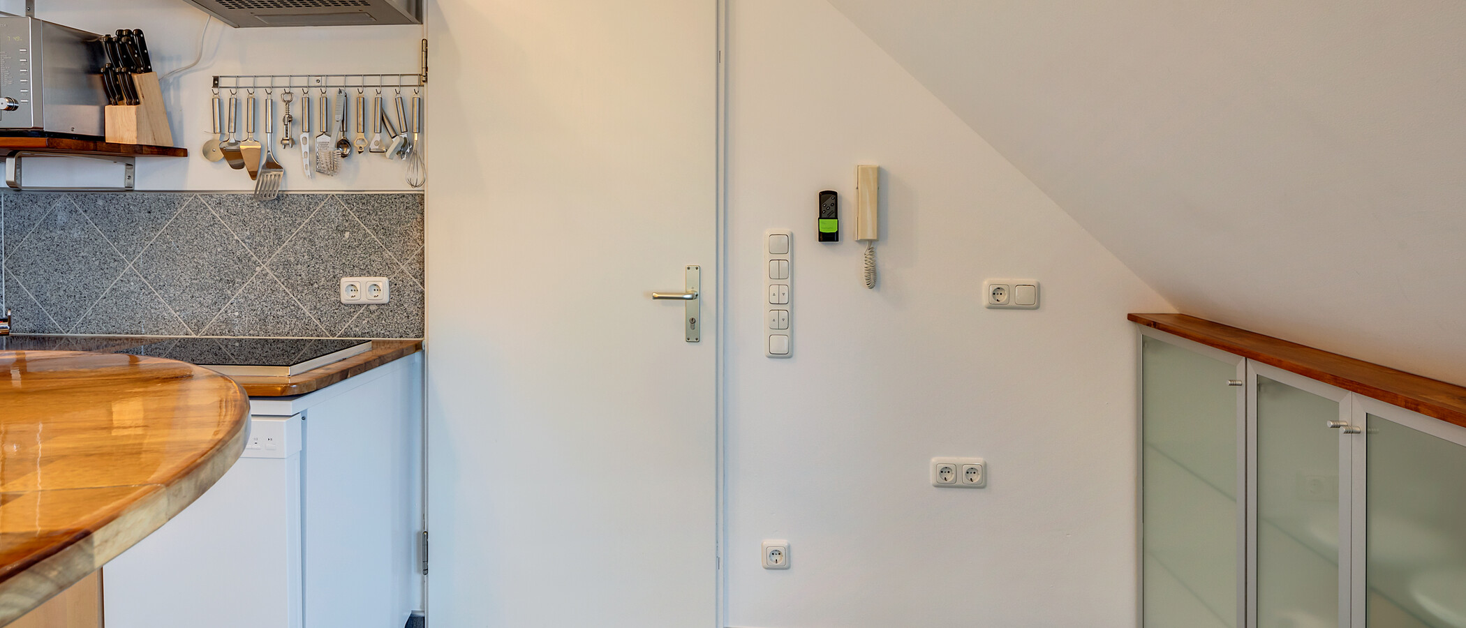 appartement sous les toits Unterföhring 02 cuisine 4788