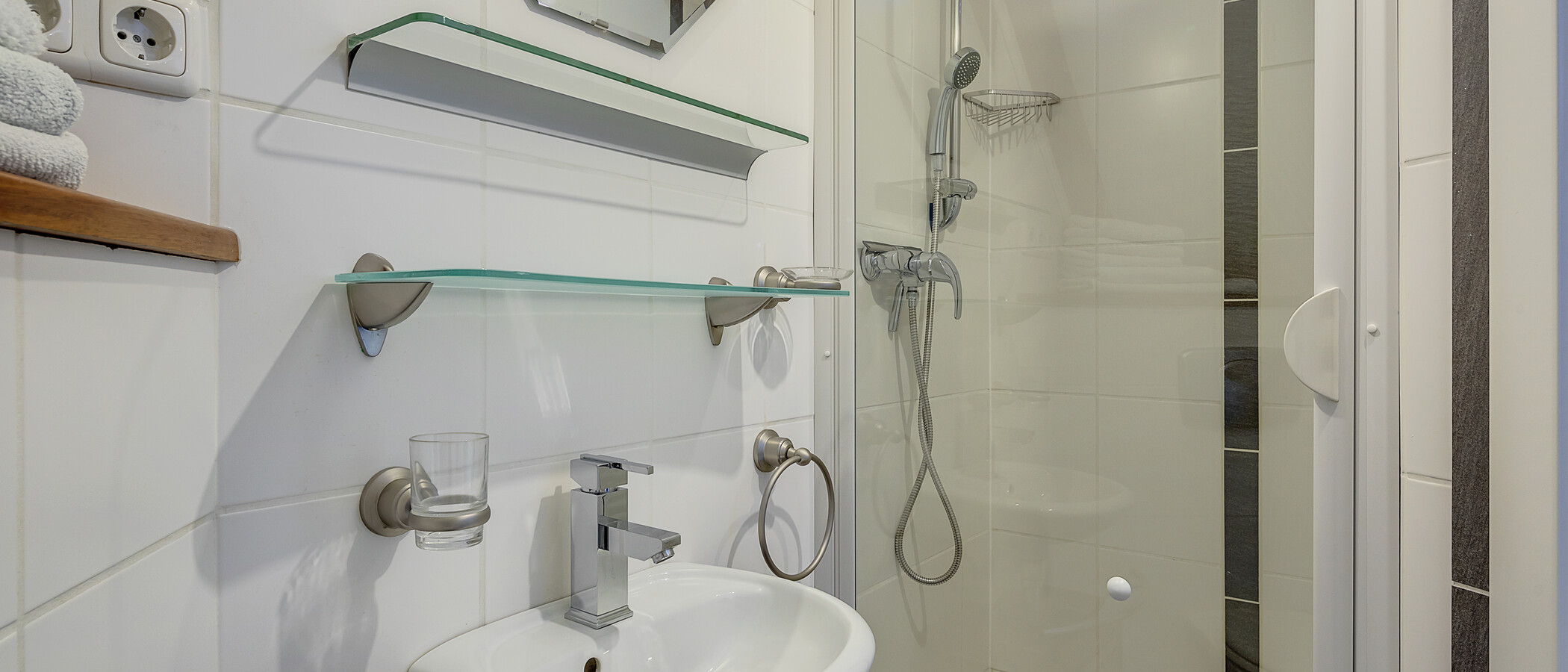 appartement sous les toits Unterföhring 01 salle de bain 4788