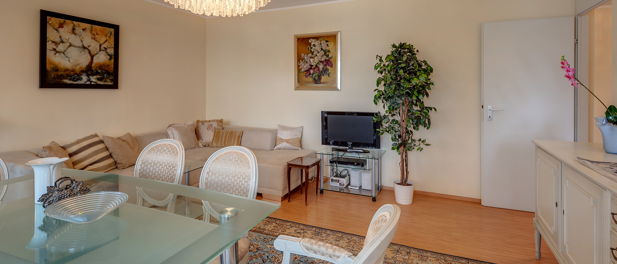 appartement München Schwabing-Nord (zw. Leopoldstraße & Englischen Garten) 02 pièce à vivre 4892