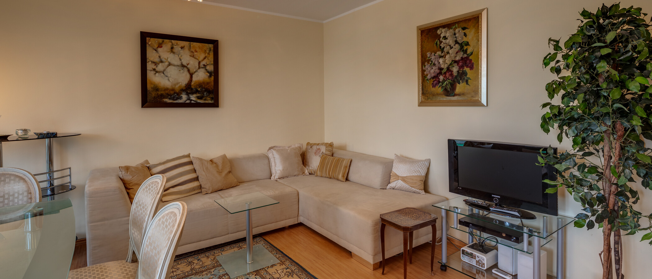 appartement München Schwabing-Nord (zw. Leopoldstraße & Englischen Garten) 03 pièce à vivre 4892