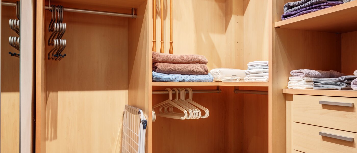 appartement München Schwabing (links der Leopoldstraße) 02 Penderie intégrée 4915