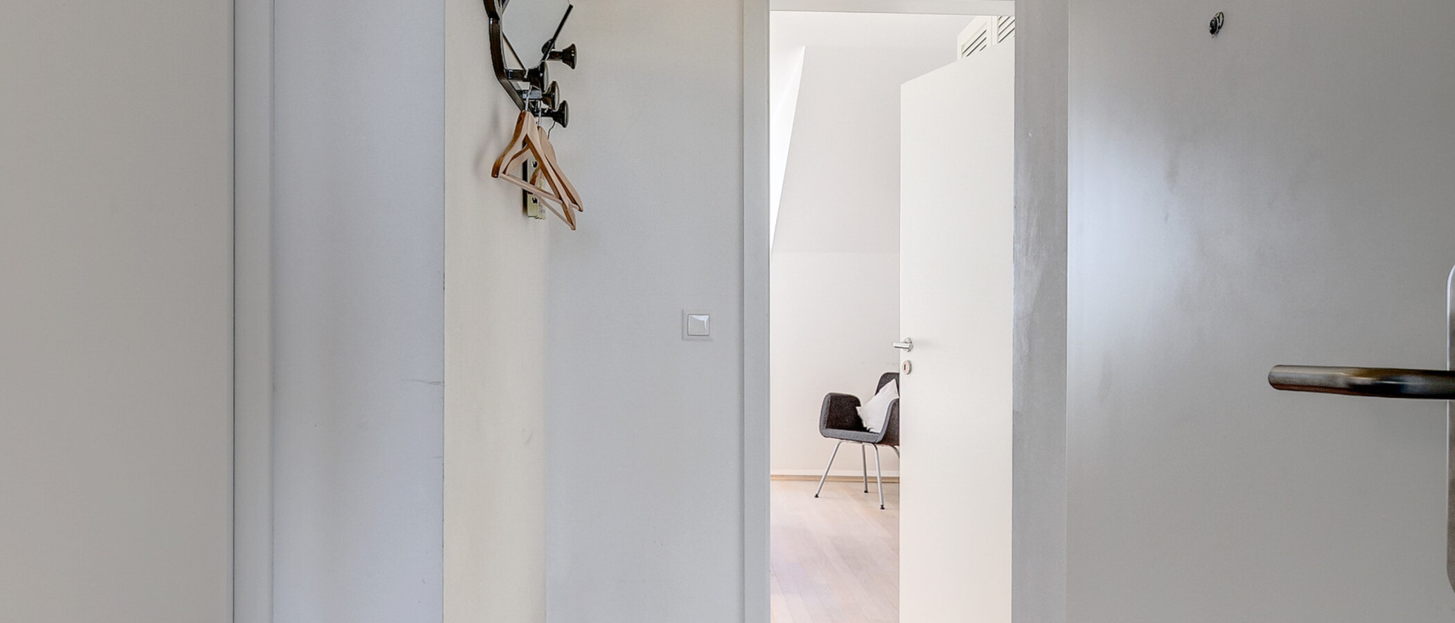 appartement avec terrasse sur le toit München Schwabing-West 02 entrée/couloir 5041