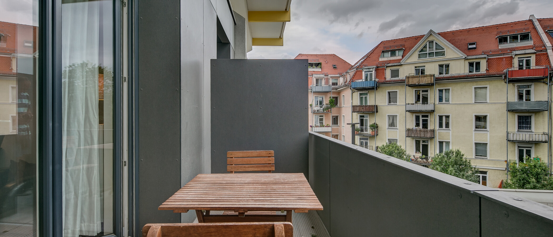 studio München Schwabing (rechts der Leopoldstraße) 01 balcon 5202