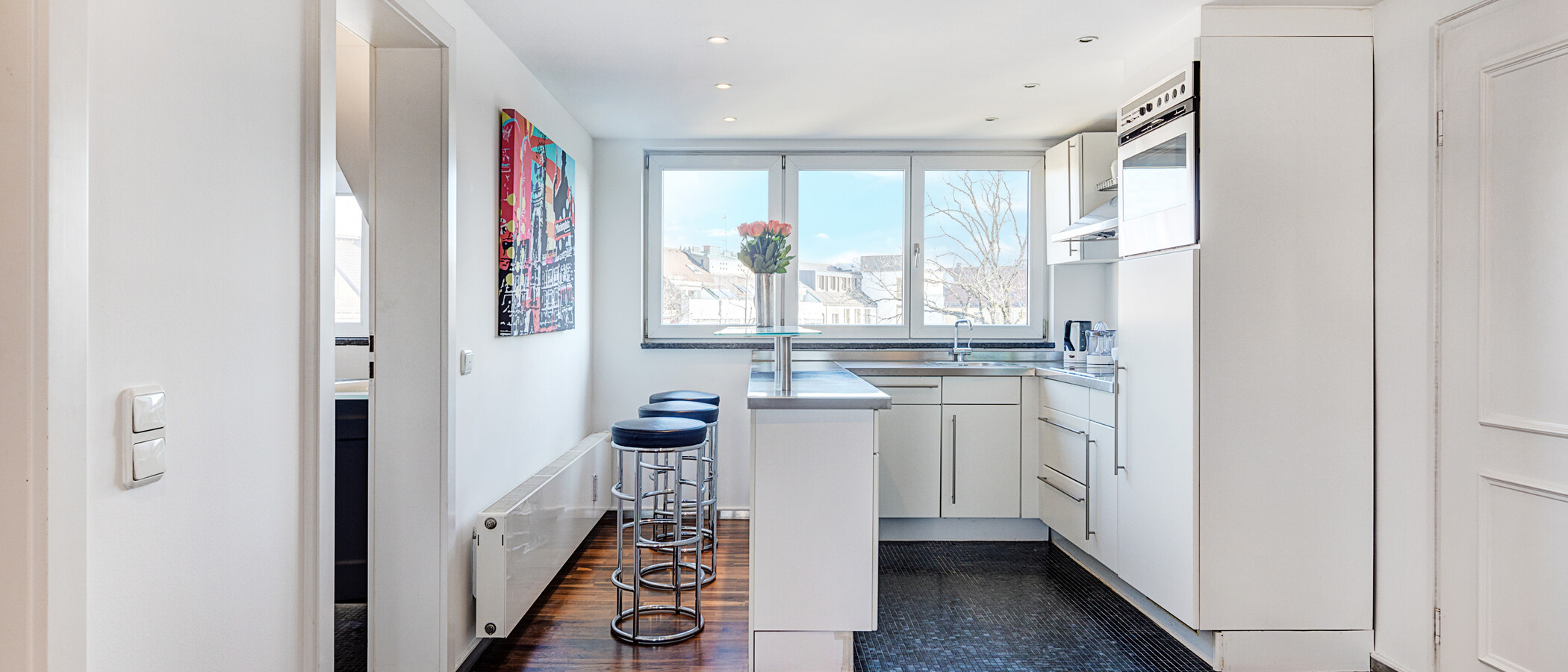 appartement avec terrasse sur le toit München Maxvorstadt 01 cuisine 5221