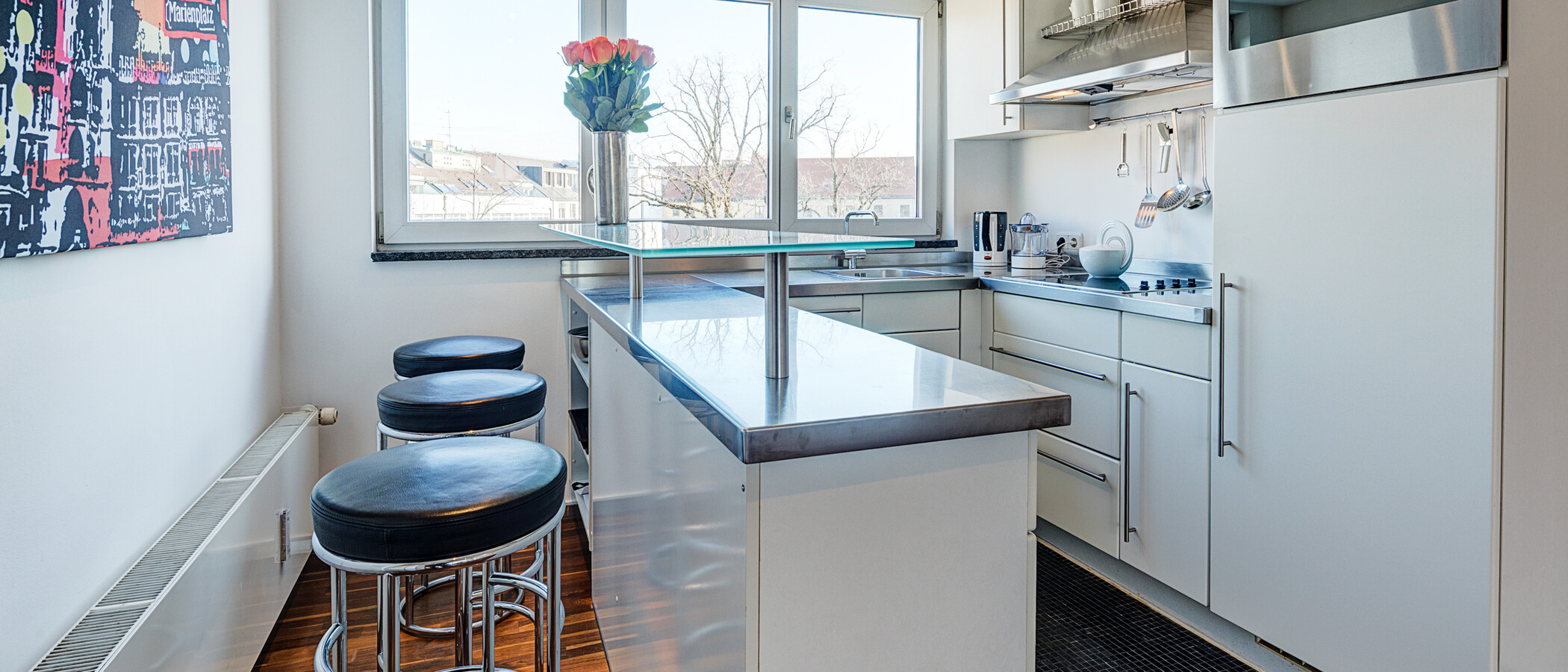 appartement avec terrasse sur le toit München Maxvorstadt 02 cuisine 5221