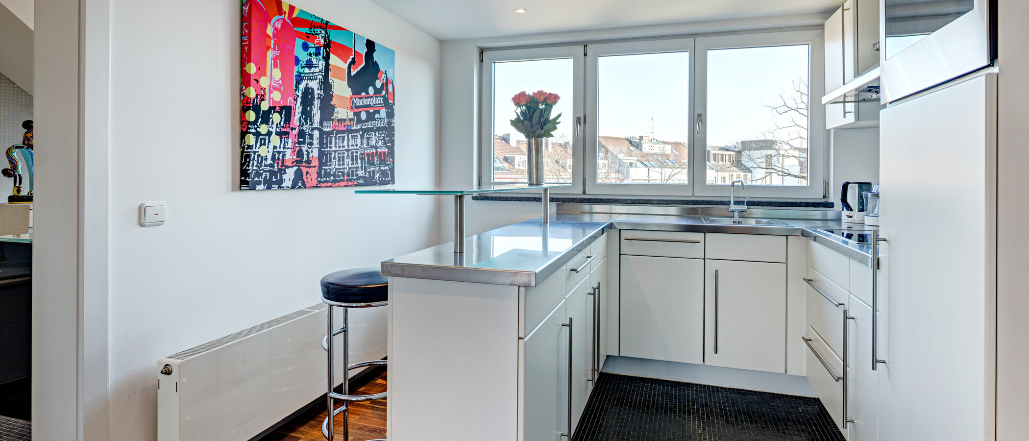 appartement avec terrasse sur le toit München Maxvorstadt 03 cuisine 5221