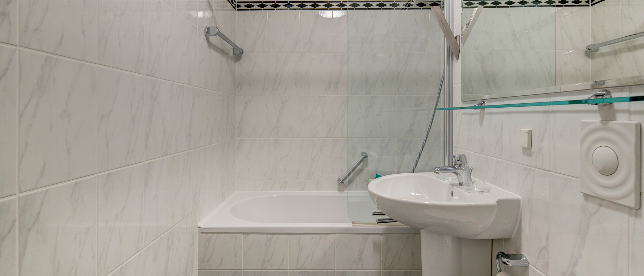 appartement München Glockenbachviertel 01 salle de bain 523