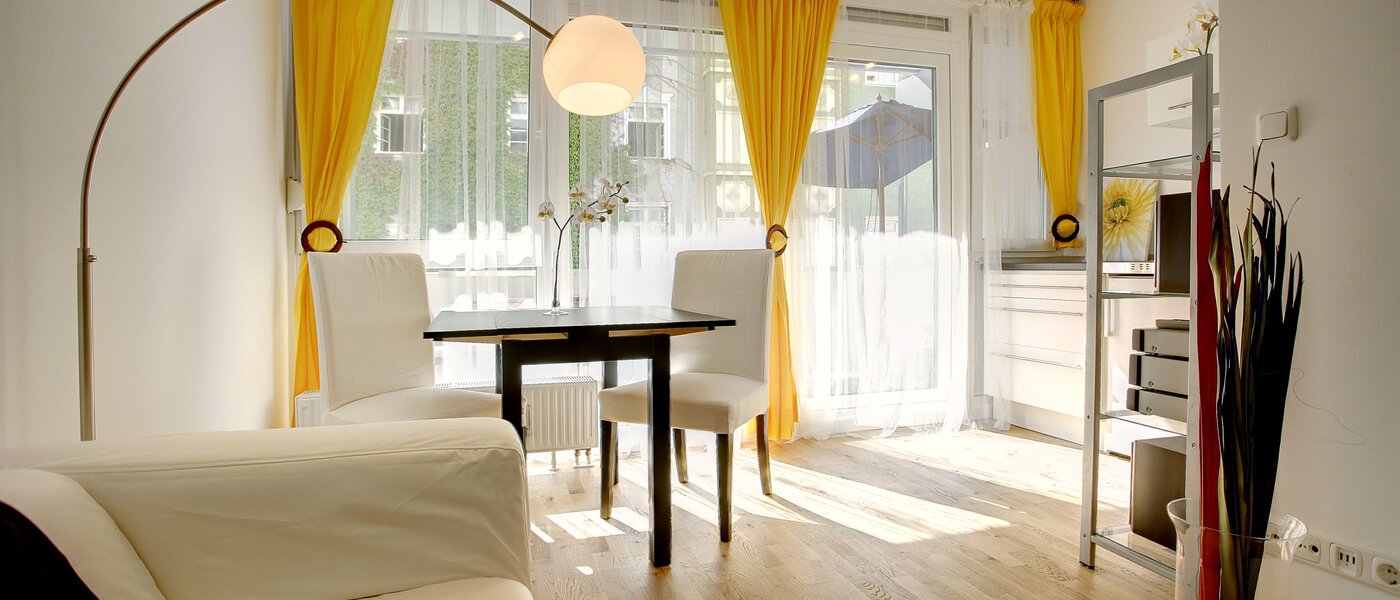 studio München Au 03 salon 5258