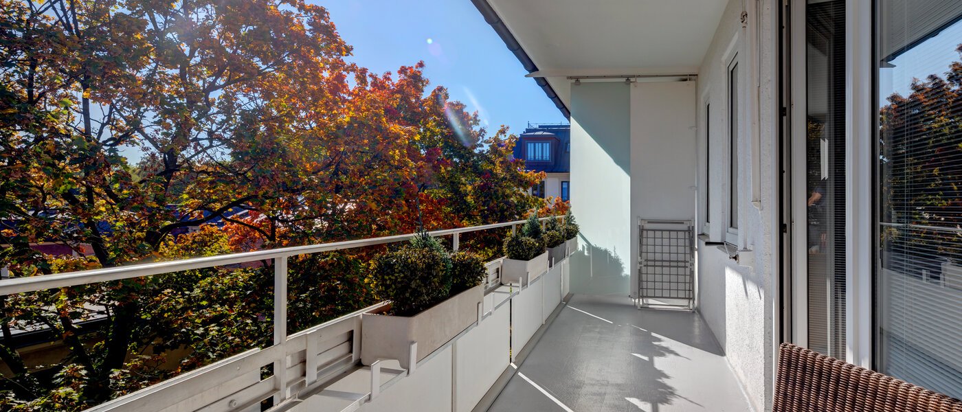 appartement München Schwabing (links der Leopoldstraße) 02 balcon 5263