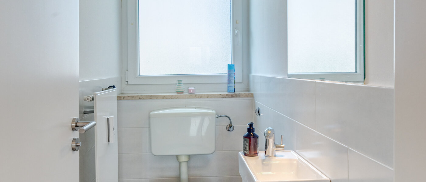 appartement München Bogenhausen 01 deux toilettes 53